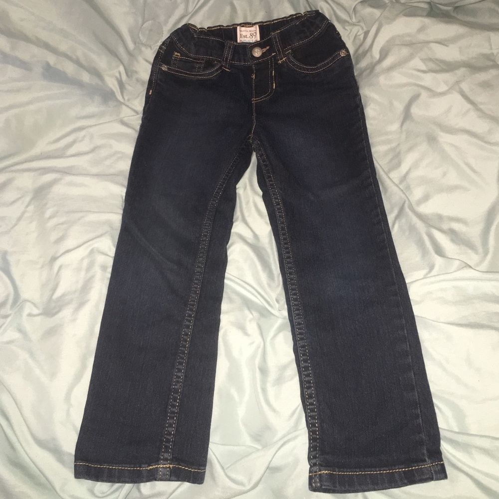 2 For $10 or 5 for $25 Bundle Sale❗️ Girls 5T Jeans by Children’s Place